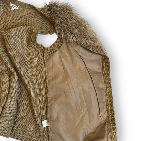 Cozy Eyeshadow Faux Fur Sweater Cardigan Vest Sz M - Picture 14 of 15